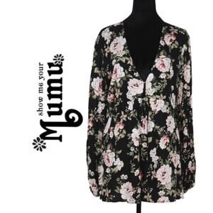 Show Me Your MuMu Black & Pink Floral  V-Neck Long Sleeve Romper Size Small